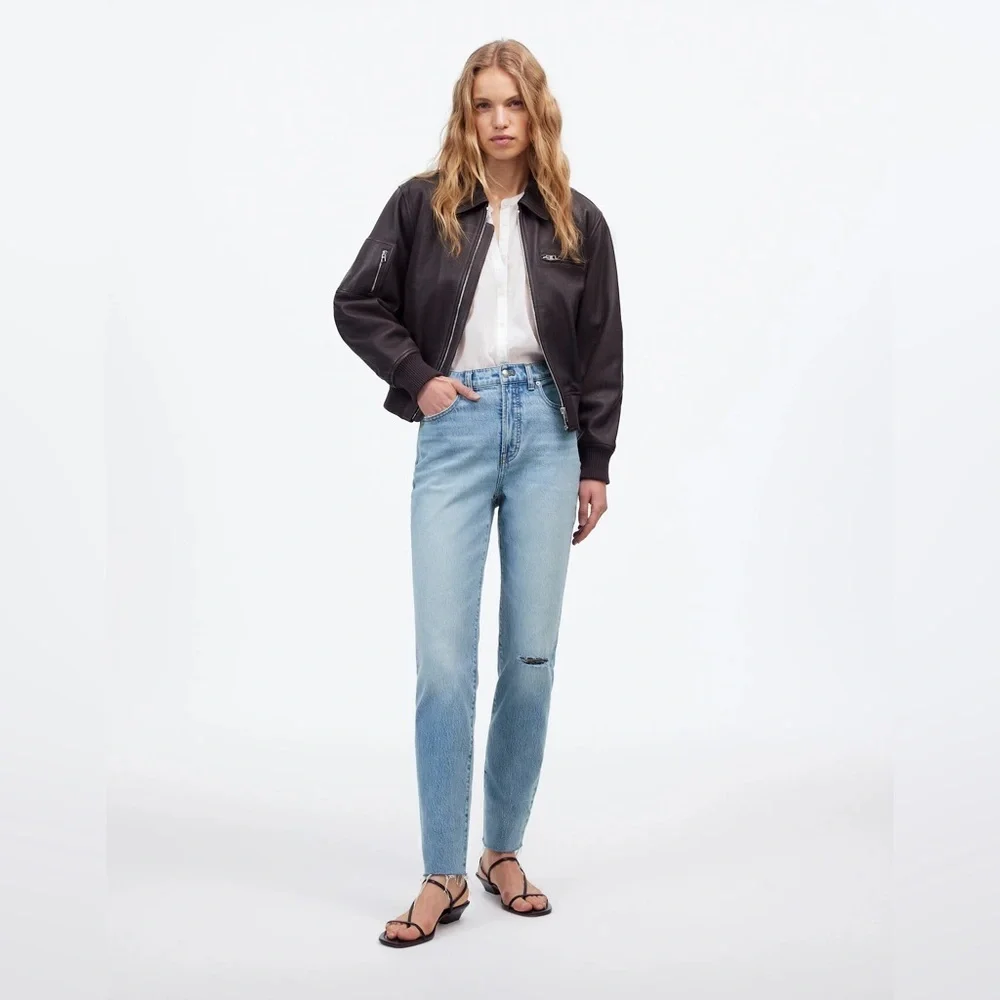 Madewell The Perfect Vintage Jean in Hernando Wash: Raw Hem Edition - Picture 2 of 13